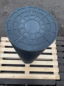 Дренажный колодец d315 h1500 с черной крышкой (отводы 110 мм) 2
